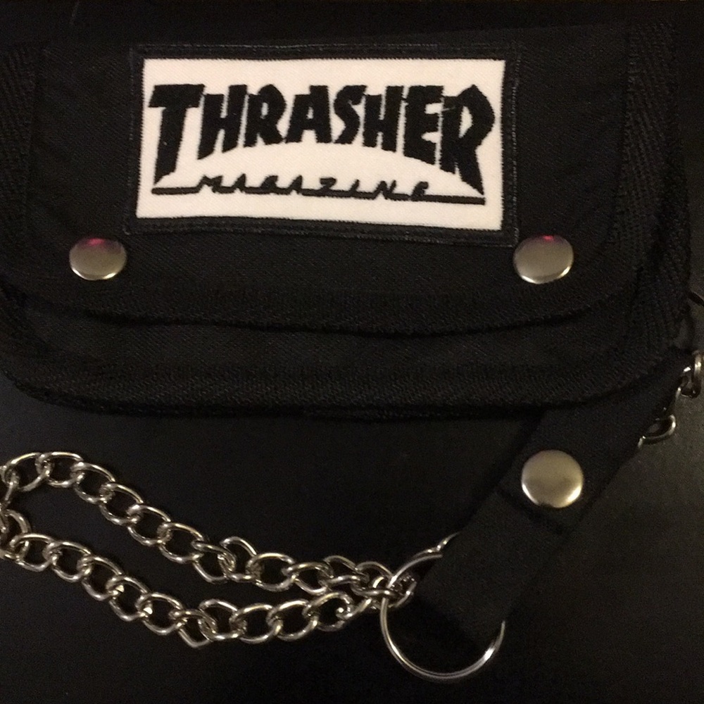 Vegan wallet with thrasher logo new